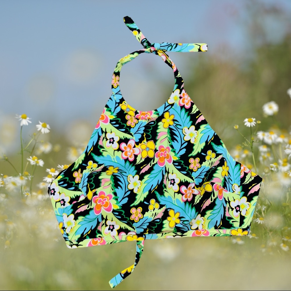 Vintage Halter 70s Inspired 90s Crop Halter
